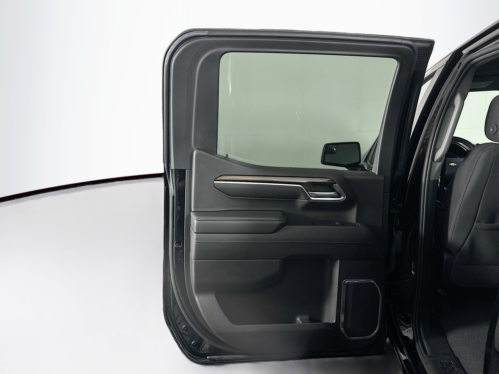 Used 2022 Chevrolet Silverado 1500 LT image 25