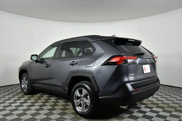 Used 2025 Toyota RAV4 XLE image 14