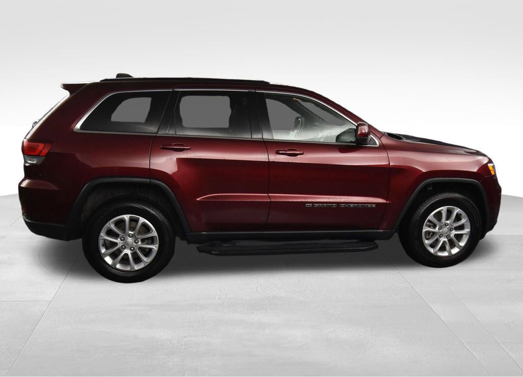 Used 2022 Jeep Grand Cherokee Laredo X image 7