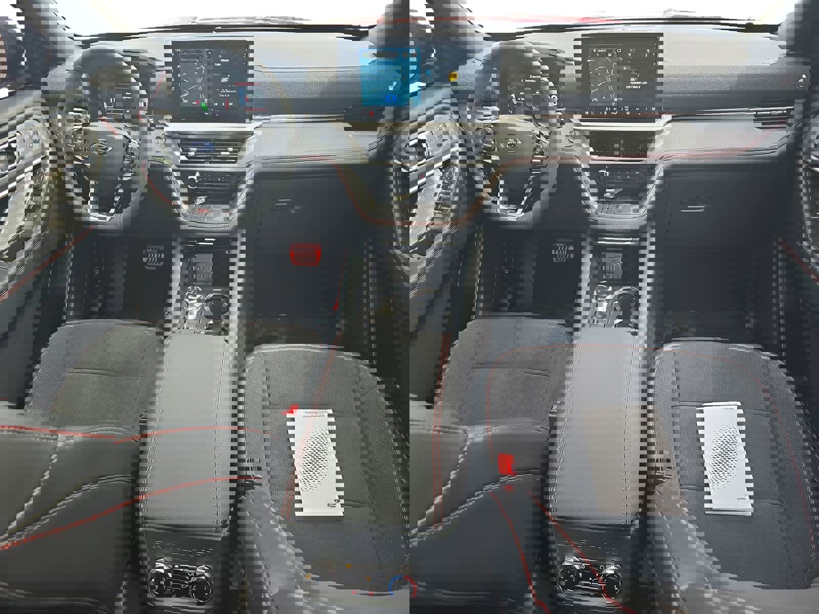 Used 2025 Ford Explorer ST w/ Sun And Sound Package image 9