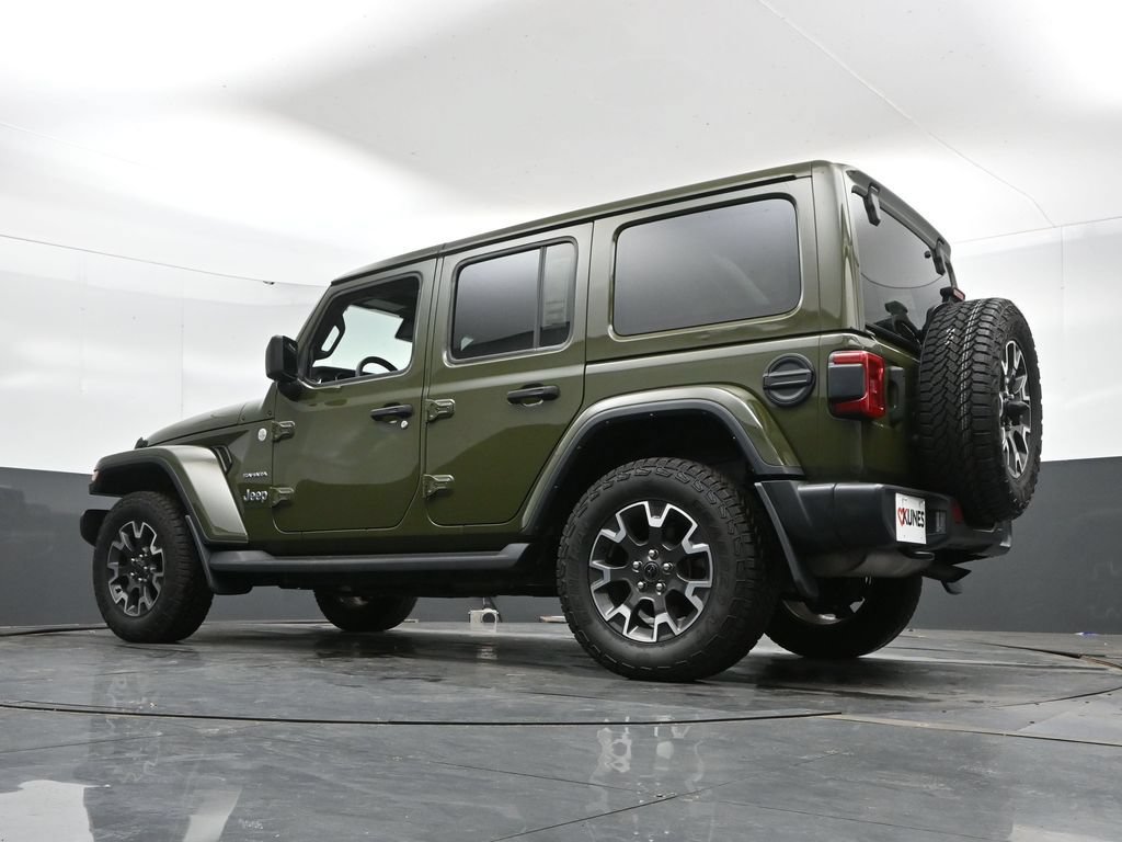 Used 2024 Jeep Wrangler Unlimited Sahara w/ Dual Top Group AWD/4WD image 40