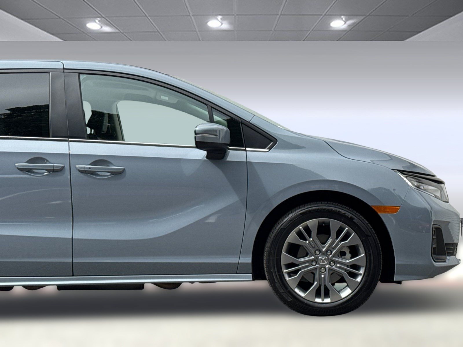 Certified 2026 Honda Odyssey Touring image 37