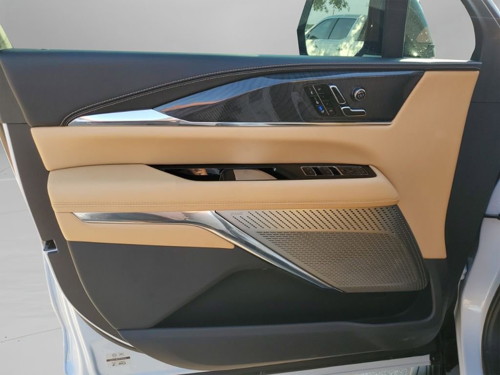 New 2026 Cadillac Escalade IQ Sport 2 w/ LPO, ONYX Package image 28