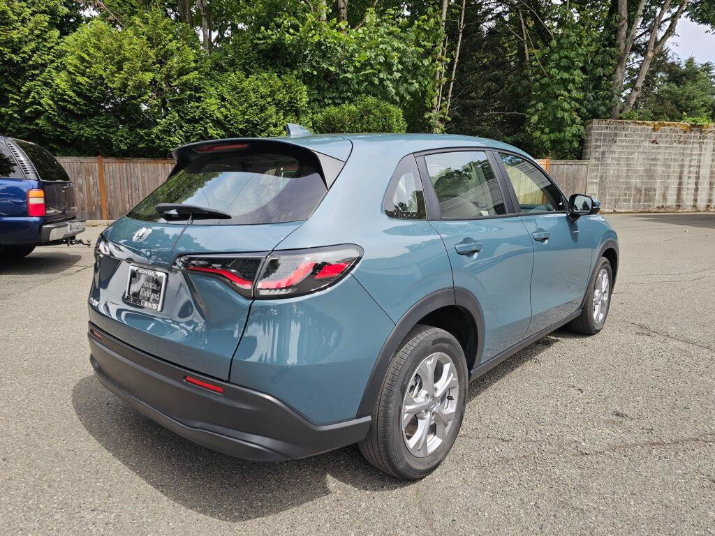 Used 2024 Honda HR-V LX image 7