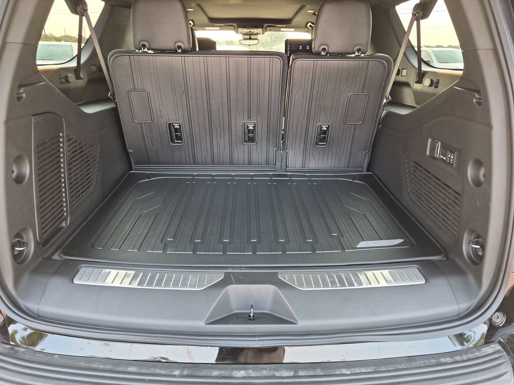 New 2026 GMC Yukon XL Denali Ultimate w/ LPO, Floor Liner Package AWD/4WD image 48