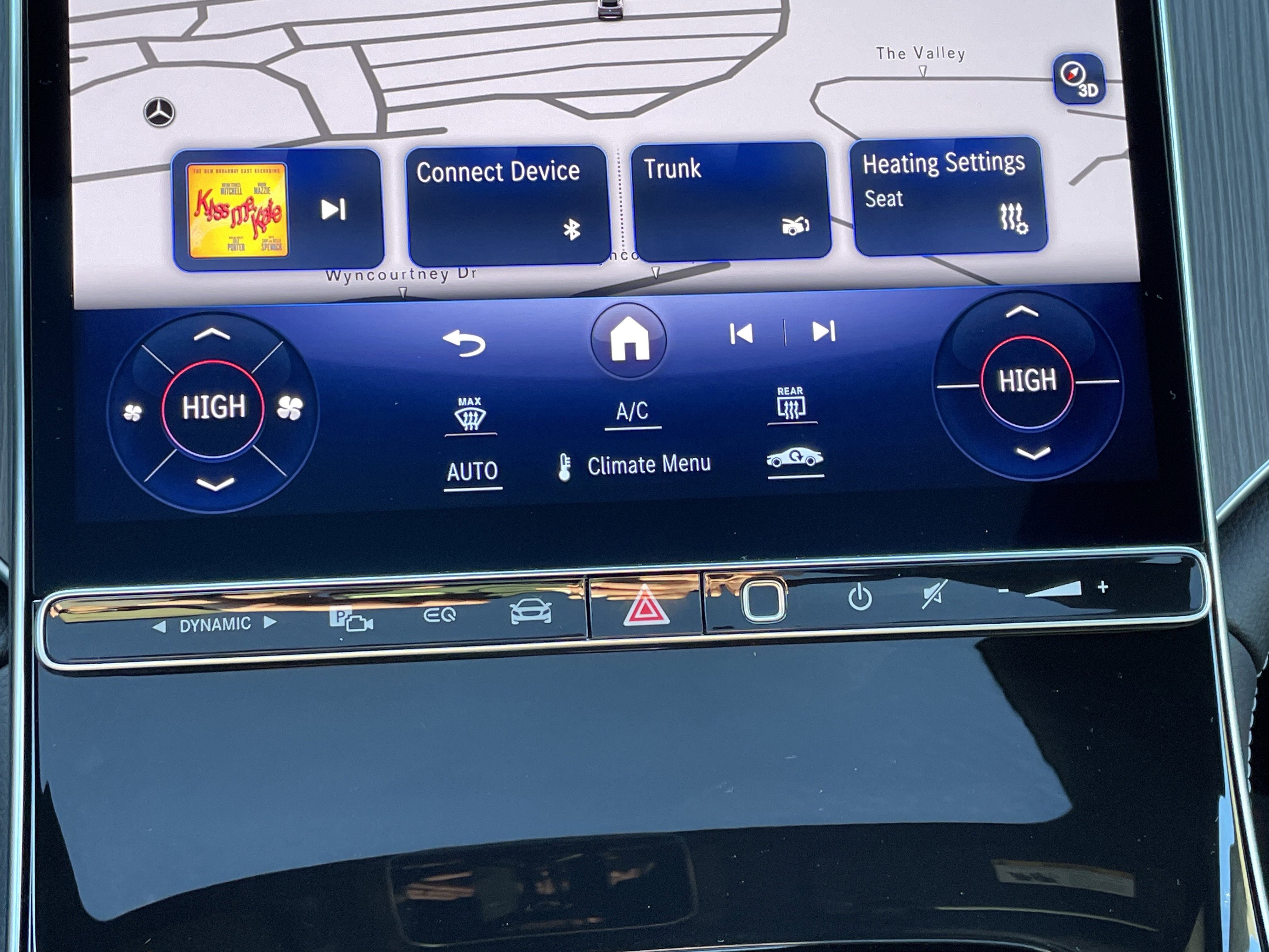 New 2026 Mercedes-Benz EQE 320 4MATIC SUV image 29