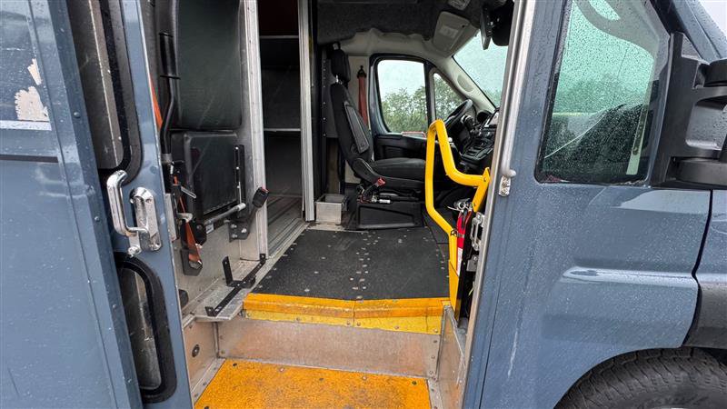 Used 2022 RAM ProMaster 3500 w/ Fleet Safety Group FWD image 16