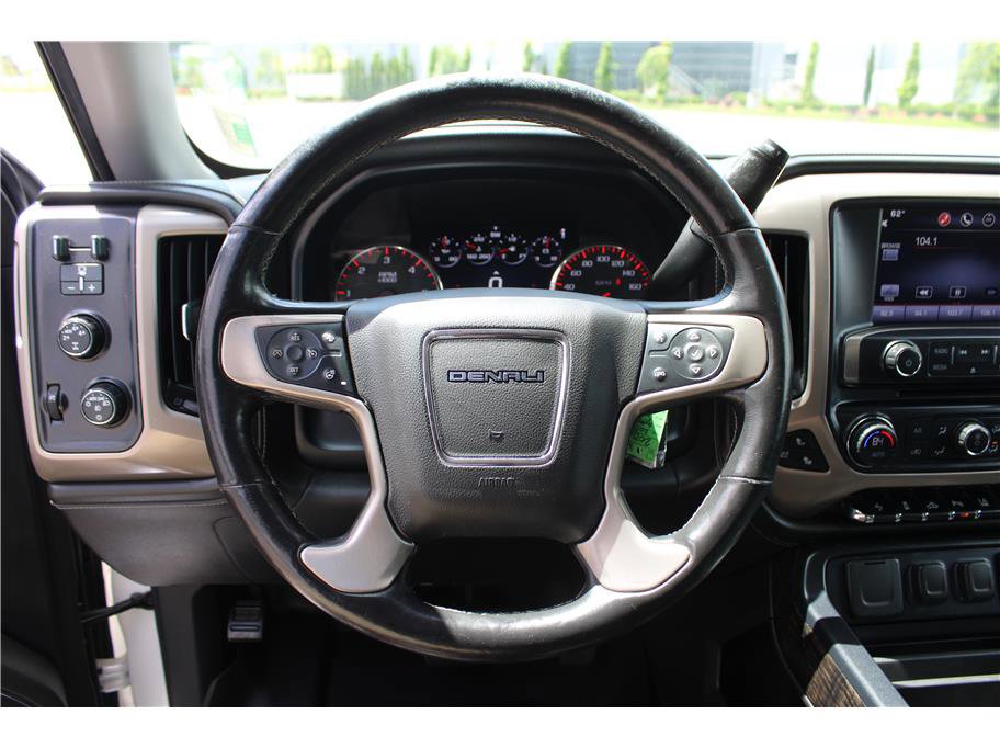 Used 2015 GMC Sierra 1500 Denali AWD/4WD image 17