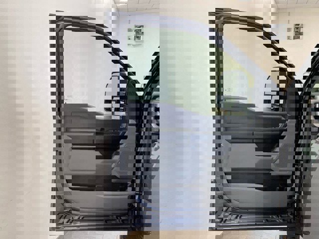 New 2026 Ford F550 4x4 Regular Cab Super Duty image 10