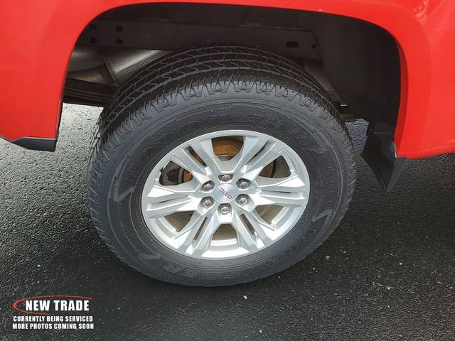 Certified 2020 GMC Canyon SLE w/ SLE Convenience Package image 5