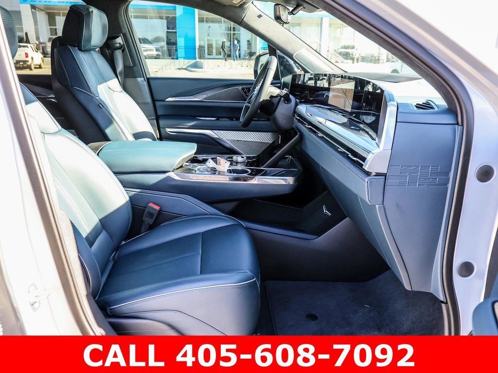 Used 2025 Cadillac Escalade IQ Sport 2 image 14