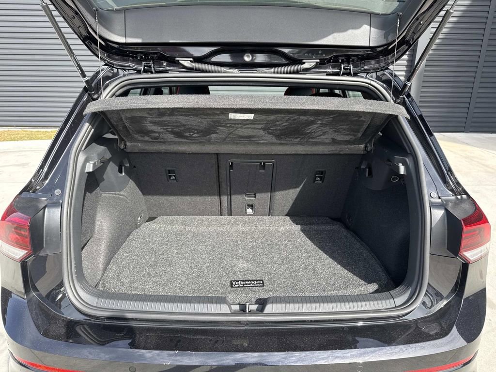Used 2024 Volkswagen GTI Autobahn image 13