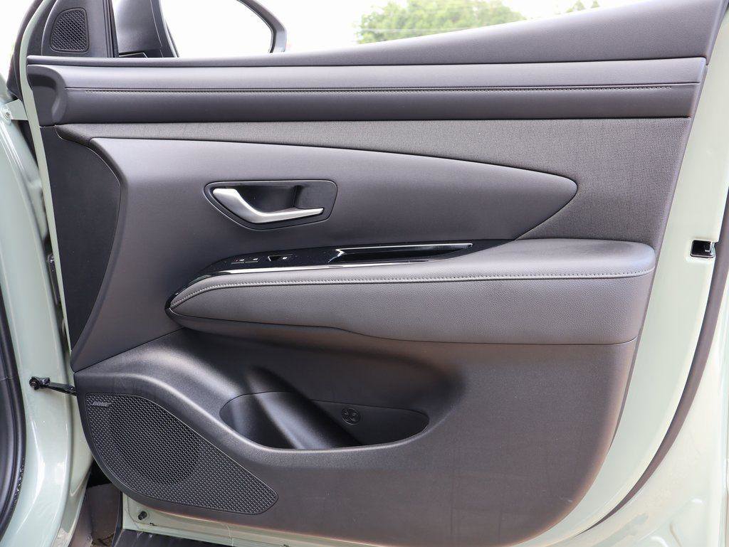 New 2025 Hyundai Santa Cruz Limited AWD/4WD image 9