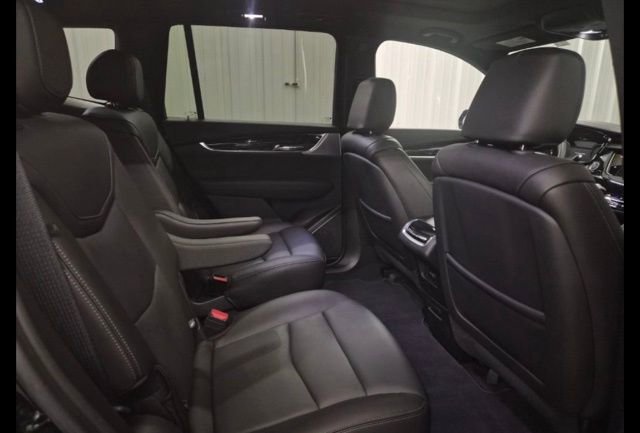 Certified 2025 Cadillac XT6 Premium Luxury image 23