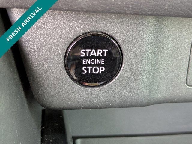 Used 2024 Nissan Rogue S image 26