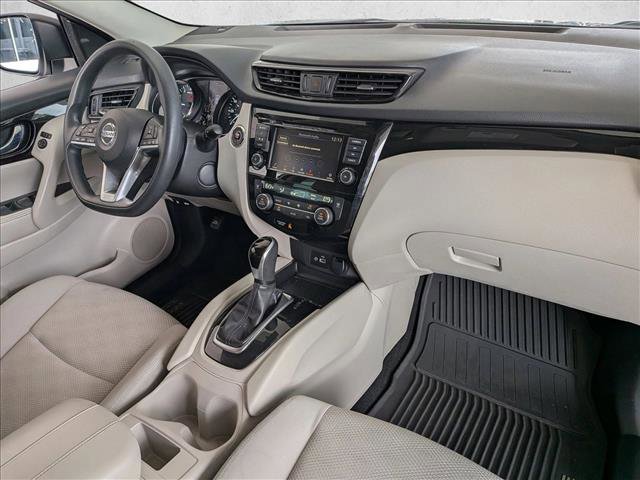 Used 2020 Nissan Rogue Sport SV image 20