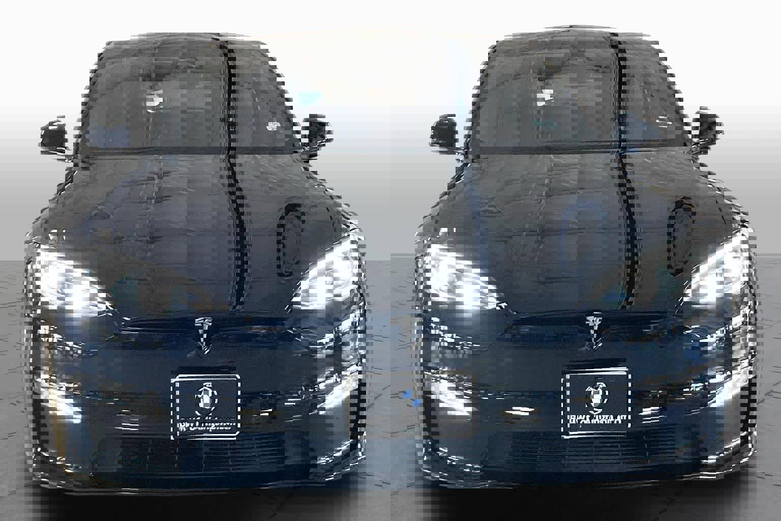 Used 2024 Tesla Model S image 3