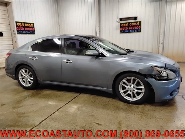 Used 2010 Nissan Maxima 3.5 SV w/ Premium Pkg image 2
