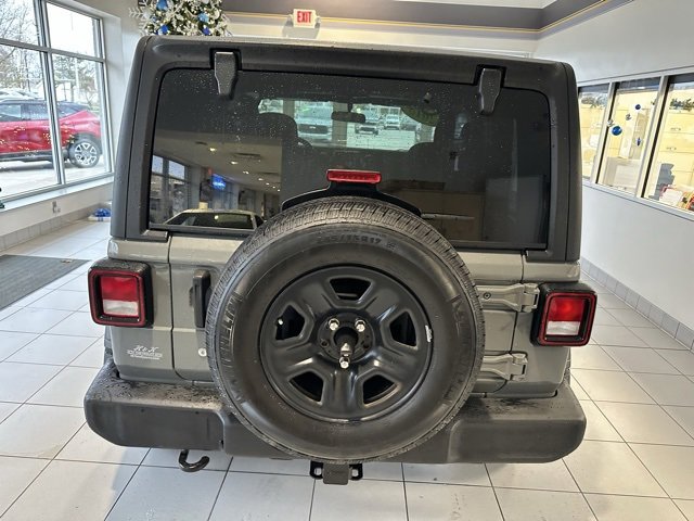 Used 2018 Jeep Wrangler Sport image 5