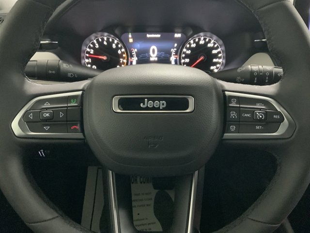Used 2024 Jeep Compass Limited image 24