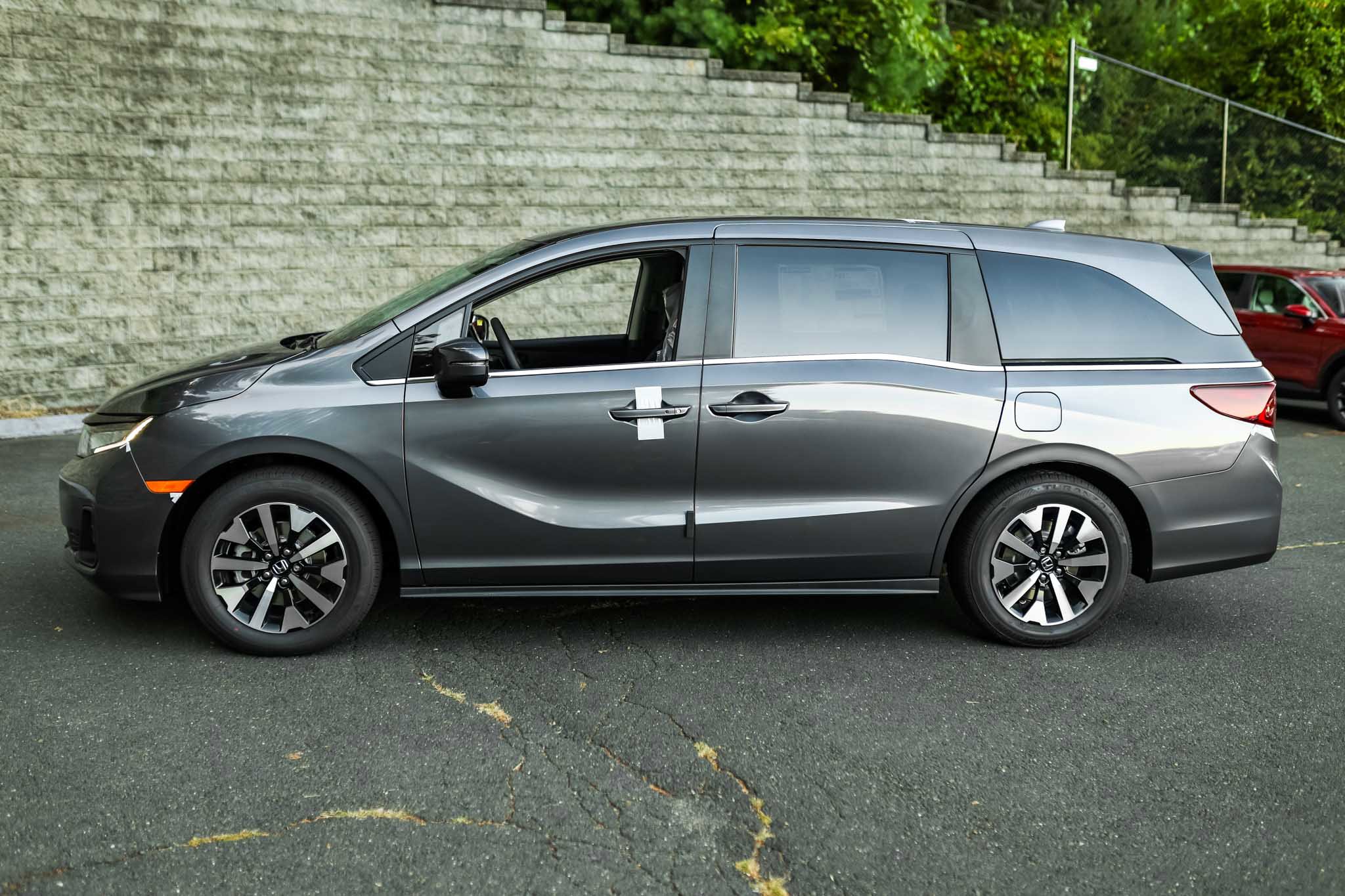 New 2026 Honda Odyssey EX-L image 5