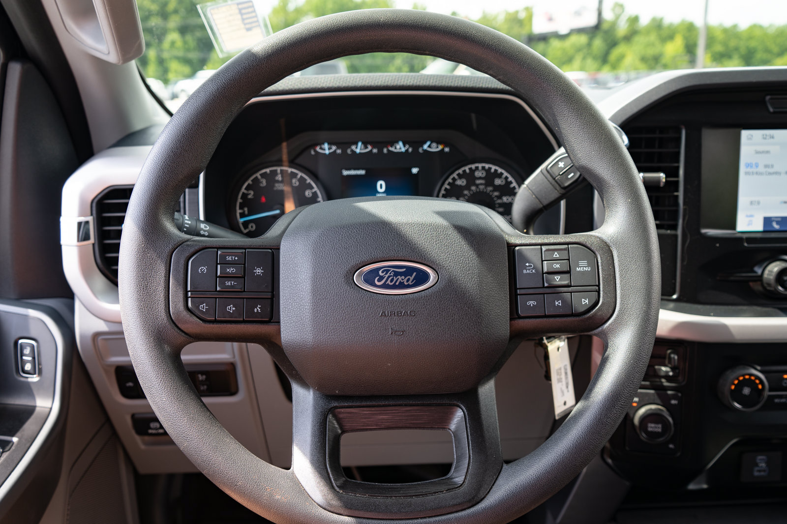 Used 2023 Ford F150 XLT AWD/4WD image 28