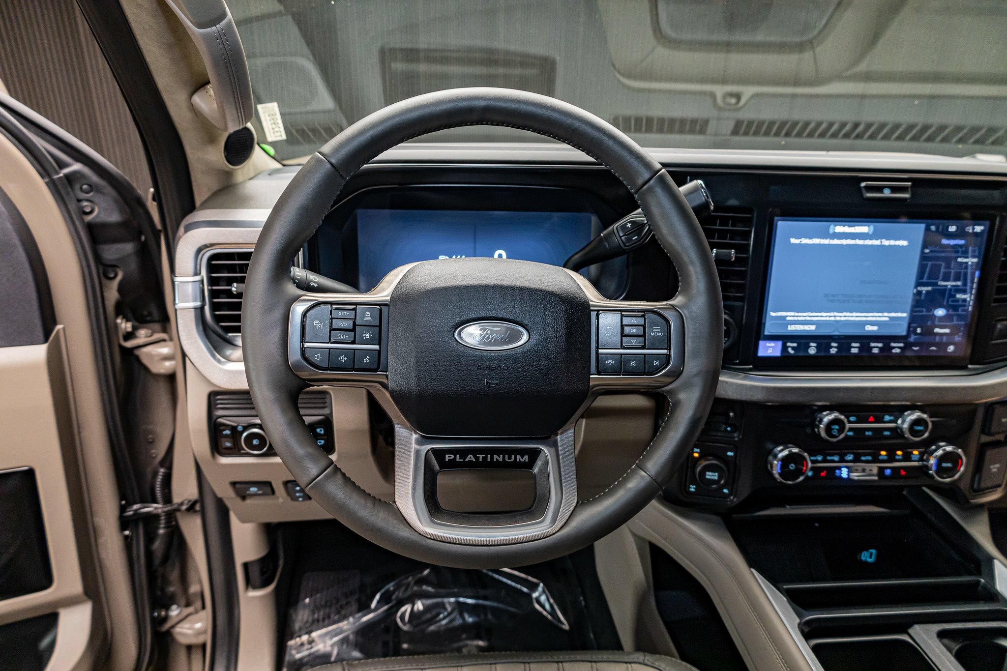 Used 2026 Ford F250 Platinum w/ Platinum Plus Package AWD/4WD image 13