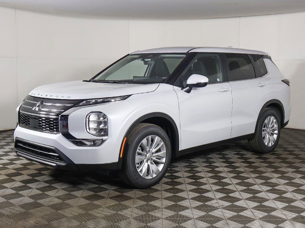 New 2026 Mitsubishi Outlander ES FWD image 8