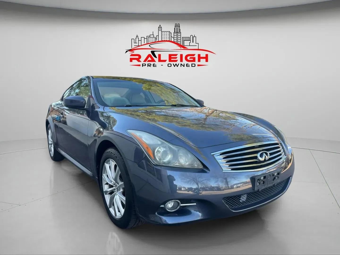 Used 2012 INFINITI G37 x Coupe w/ Premium Pkg image 4