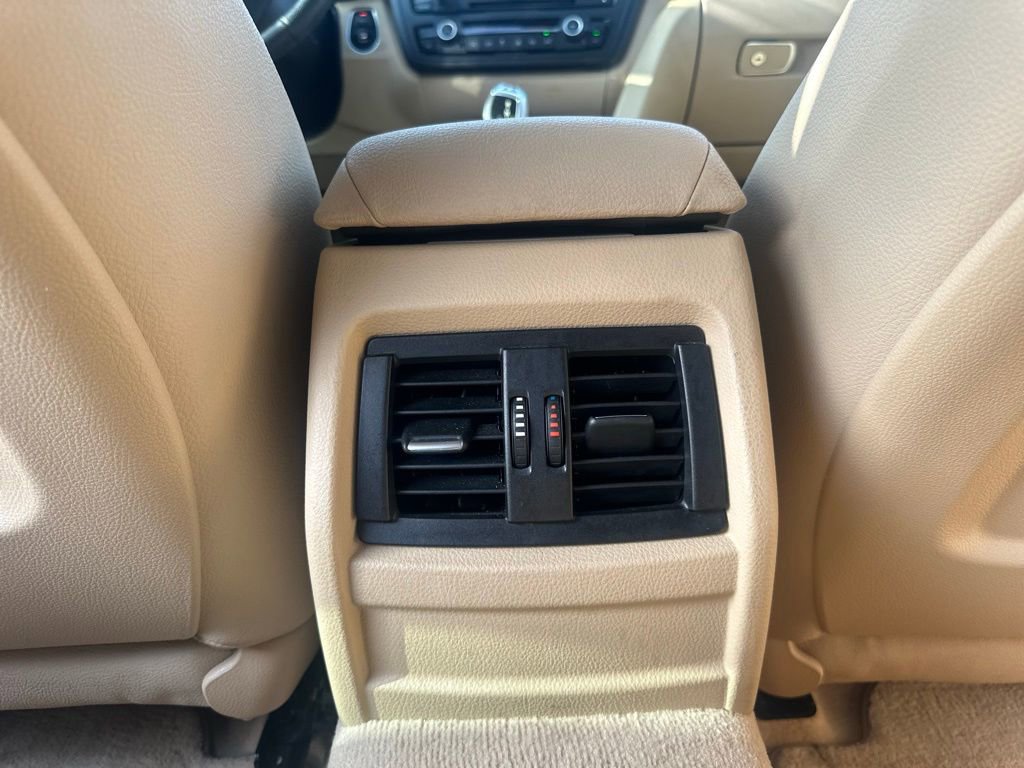 Used 2015 BMW 320i xDrive Sedan image 20