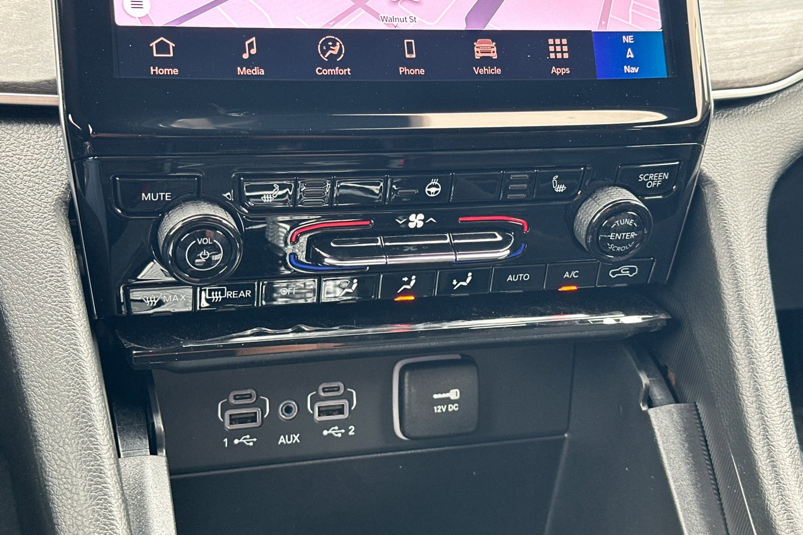 New 2025 Jeep Grand Cherokee L Limited w/ Black Appearance Package image 21