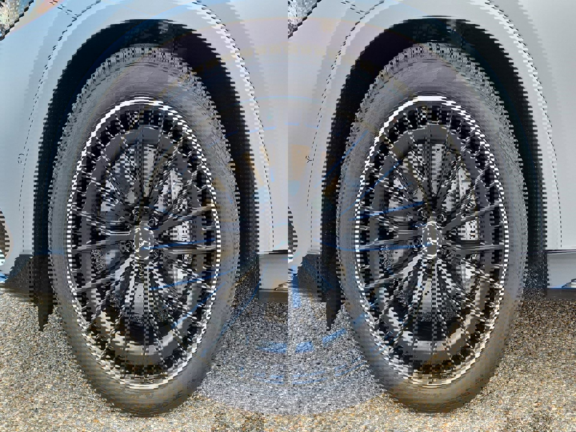New 2026 Mercedes-Benz GLC 43 AMG 4MATIC image 11