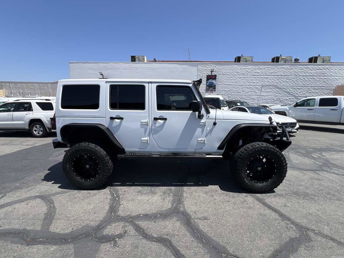 Used 2016 Jeep Wrangler Unlimited Sport w/ Max Tow Package AWD/4WD image 4