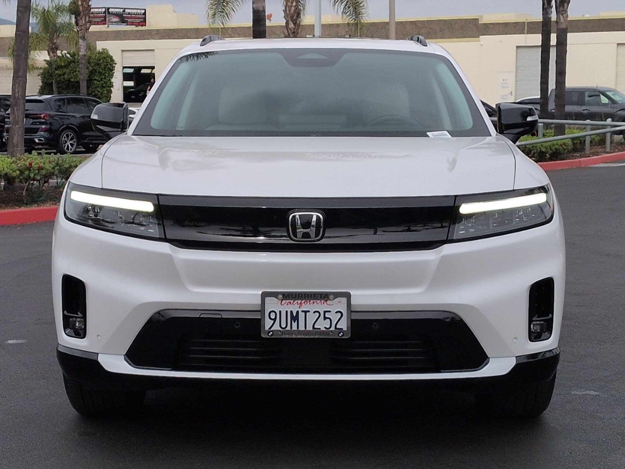 Used 2025 Honda Prologue Touring image 3