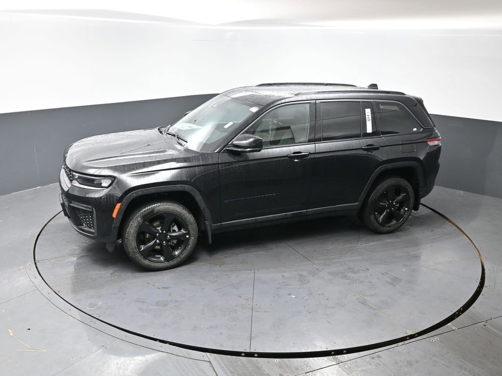 New 2026 Jeep Grand Cherokee Limited w/ Limited Altitude Package image 33