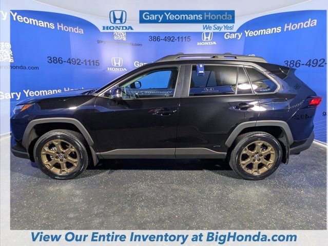 Used 2024 Toyota RAV4 AWD Hybrid image 9