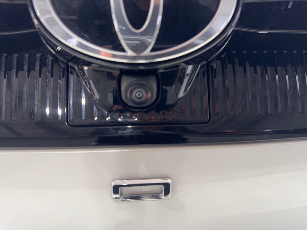 Used 2023 Toyota Crown XLE image 24