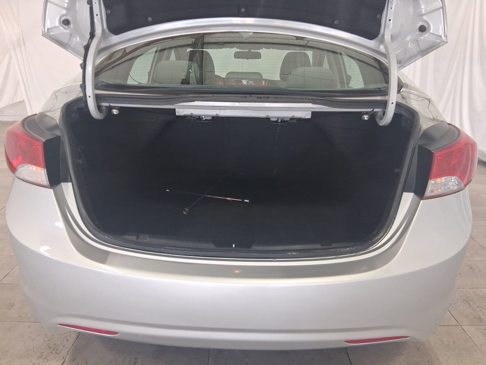 Used 2011 Hyundai Elantra GLS w/ Preferred Equipment Pkg 3 image 27