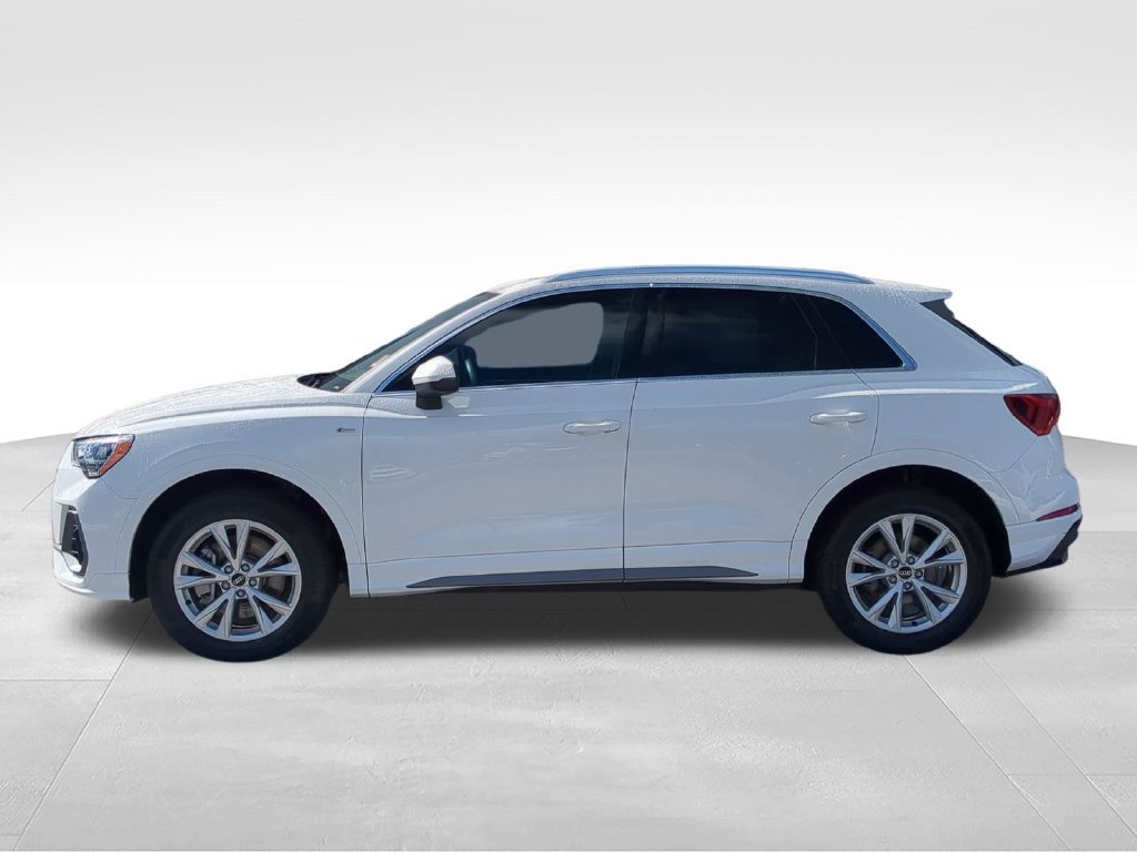 Used 2022 Audi Q3 2.0T Premium AWD/4WD image 5
