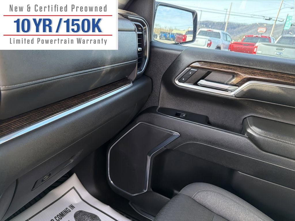 Used 2024 GMC Sierra 1500 Elevation image 25
