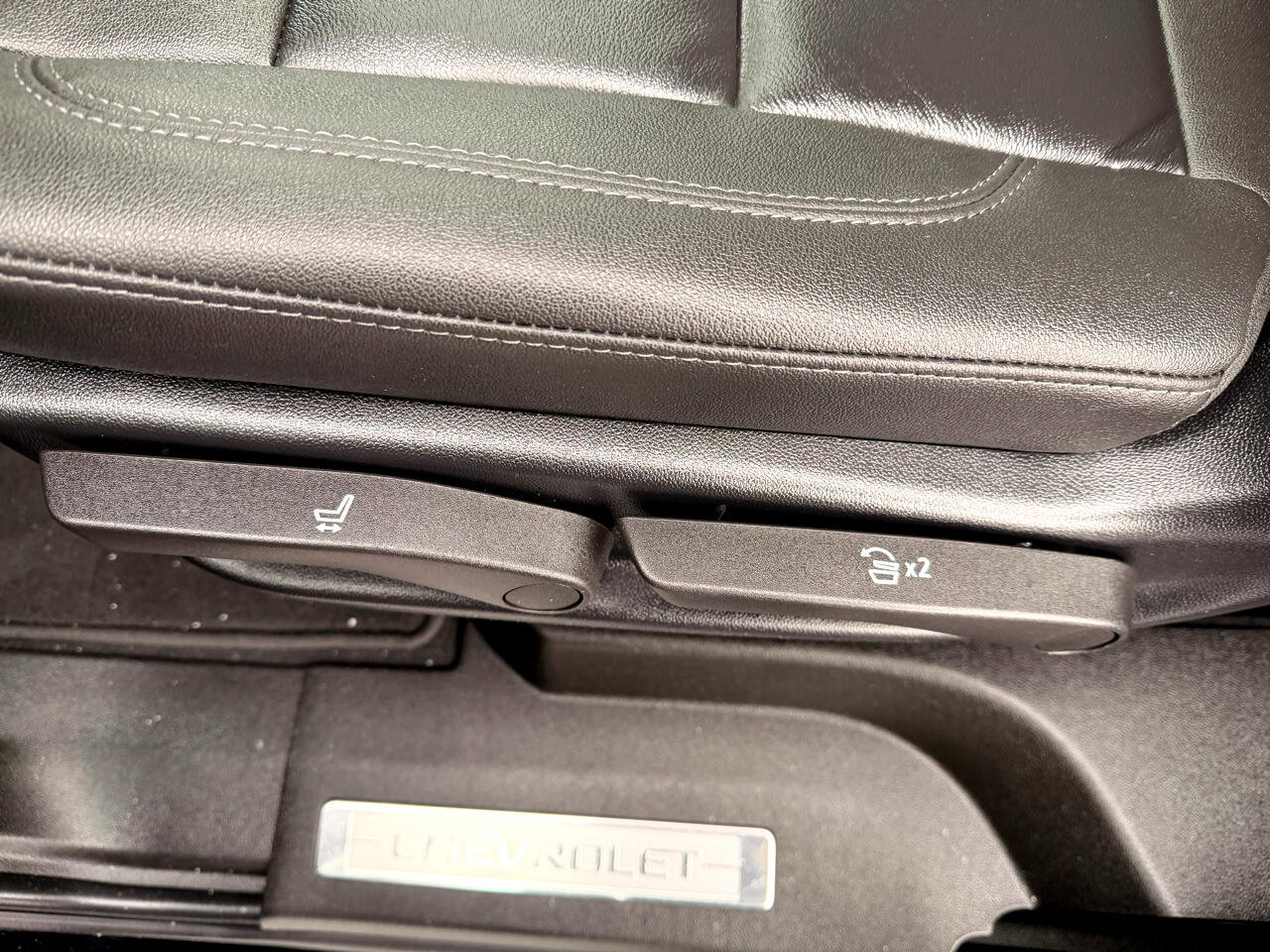 Used 2024 Chevrolet Tahoe Z71 image 30