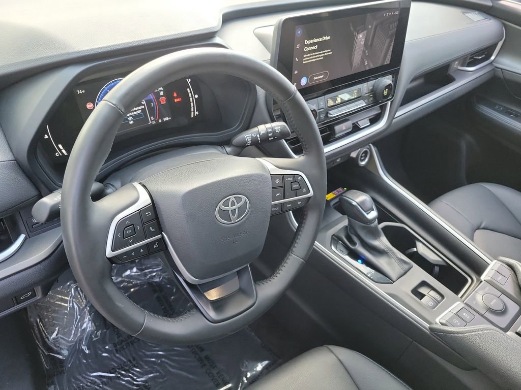 Used 2024 Toyota Grand Highlander XLE image 19