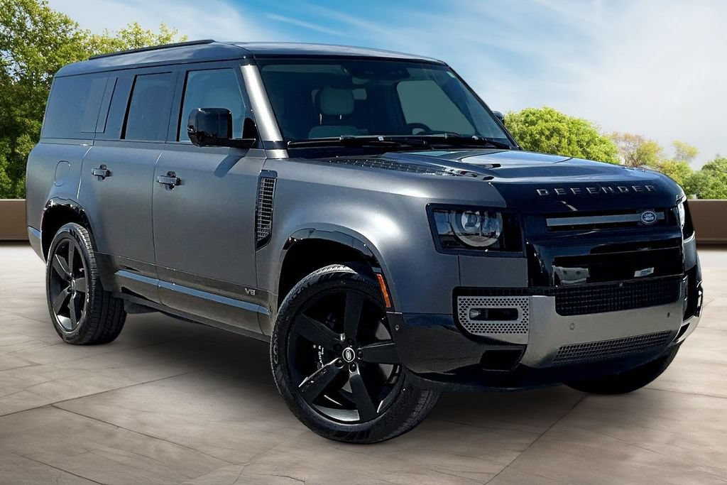 Used 2025 Land Rover Defender 130 V8 AWD/4WD image 11