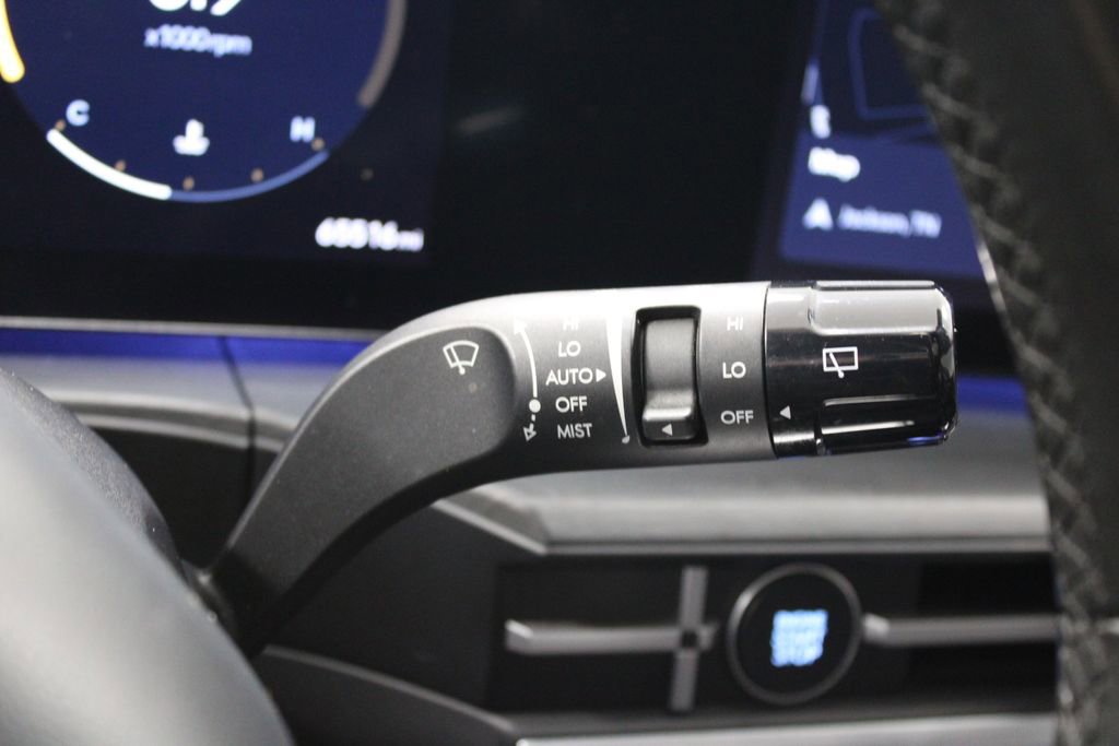 Used 2024 Hyundai Santa Fe Limited image 41