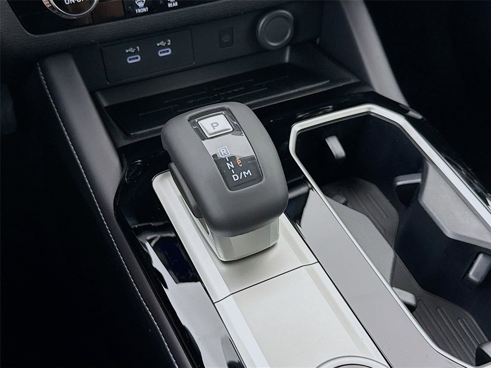 New 2026 Mitsubishi Outlander SE image 14