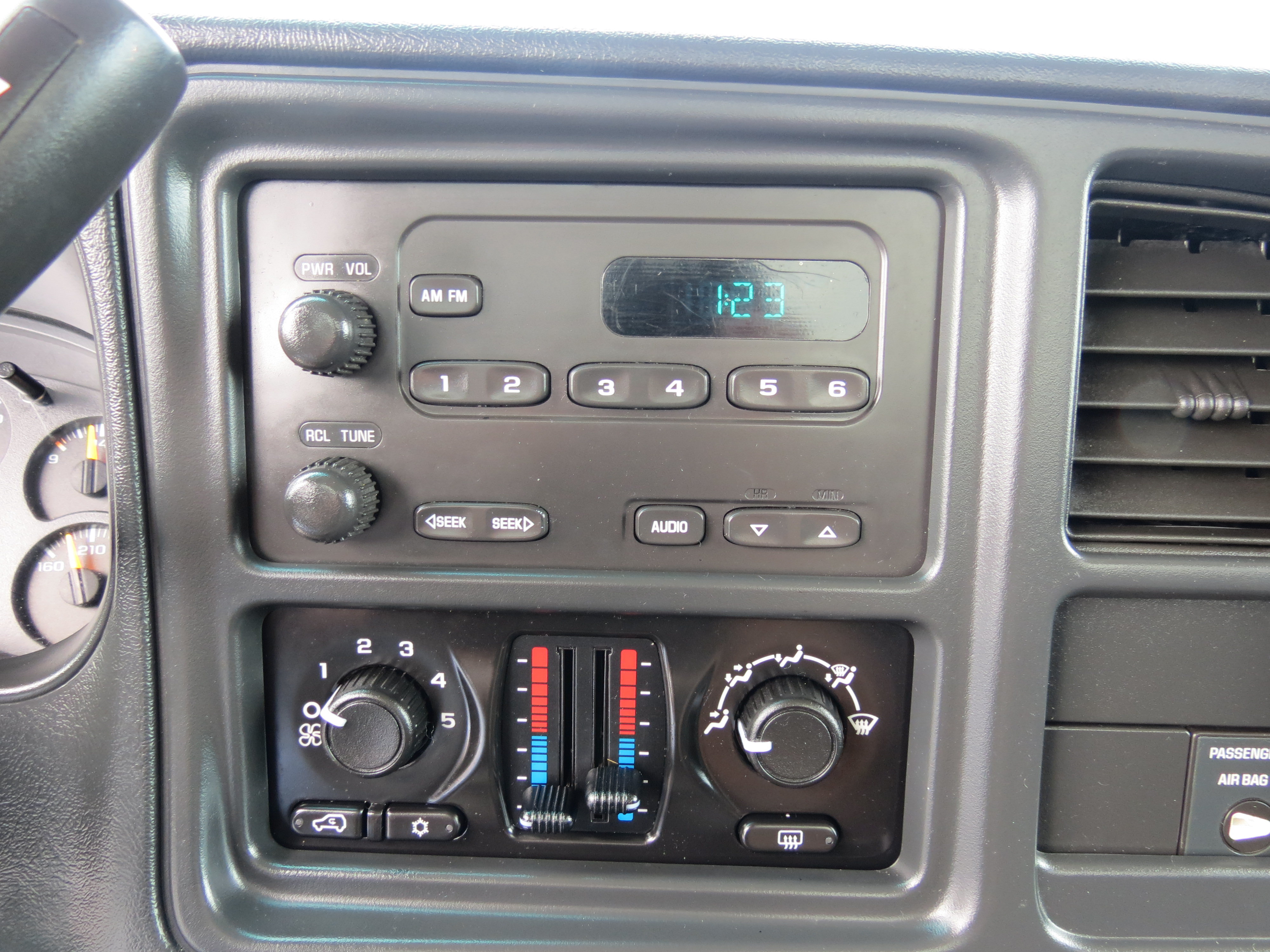 Used 2003 Chevrolet Silverado 1500 2WD Regular Cab w/ Exterior Appearance Package image 14
