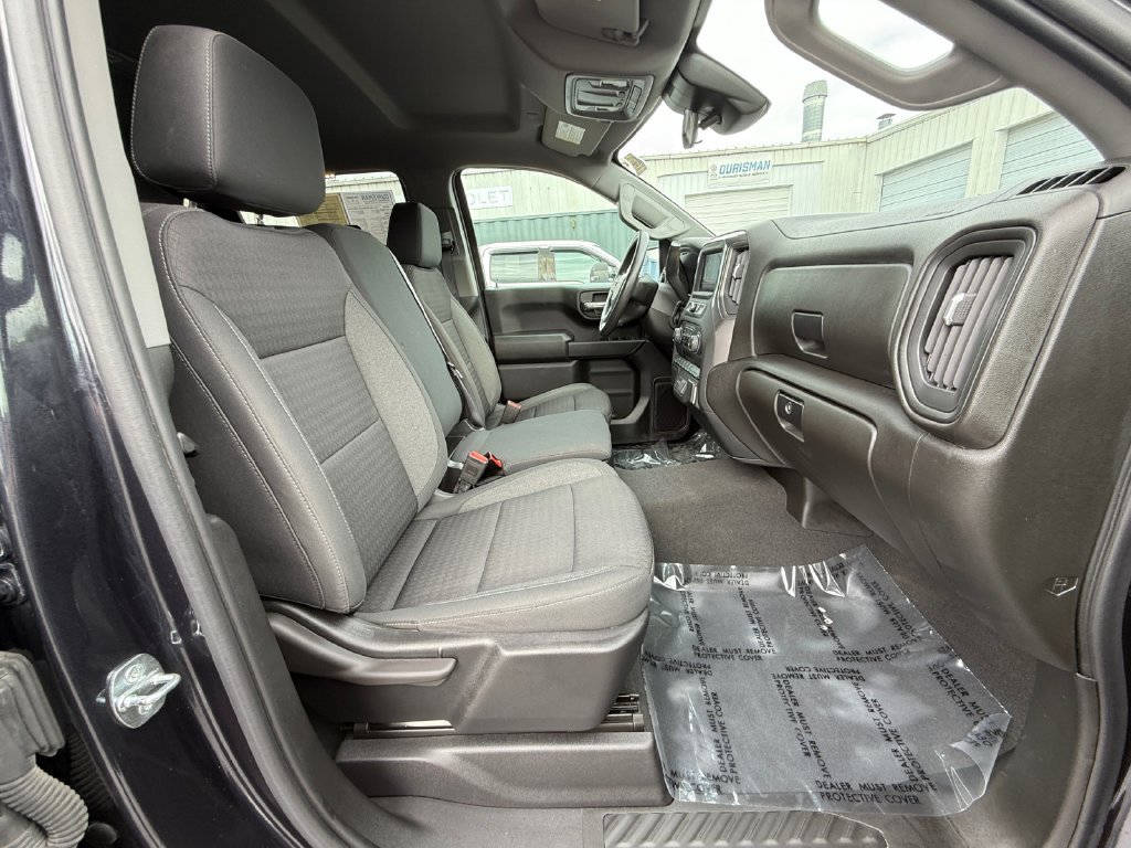 Used 2023 Chevrolet Silverado 1500 Custom AWD/4WD image 25