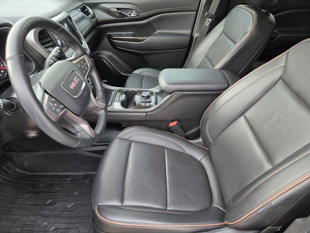 Used 2023 GMC Acadia AT4 w/ Technology Package image 11