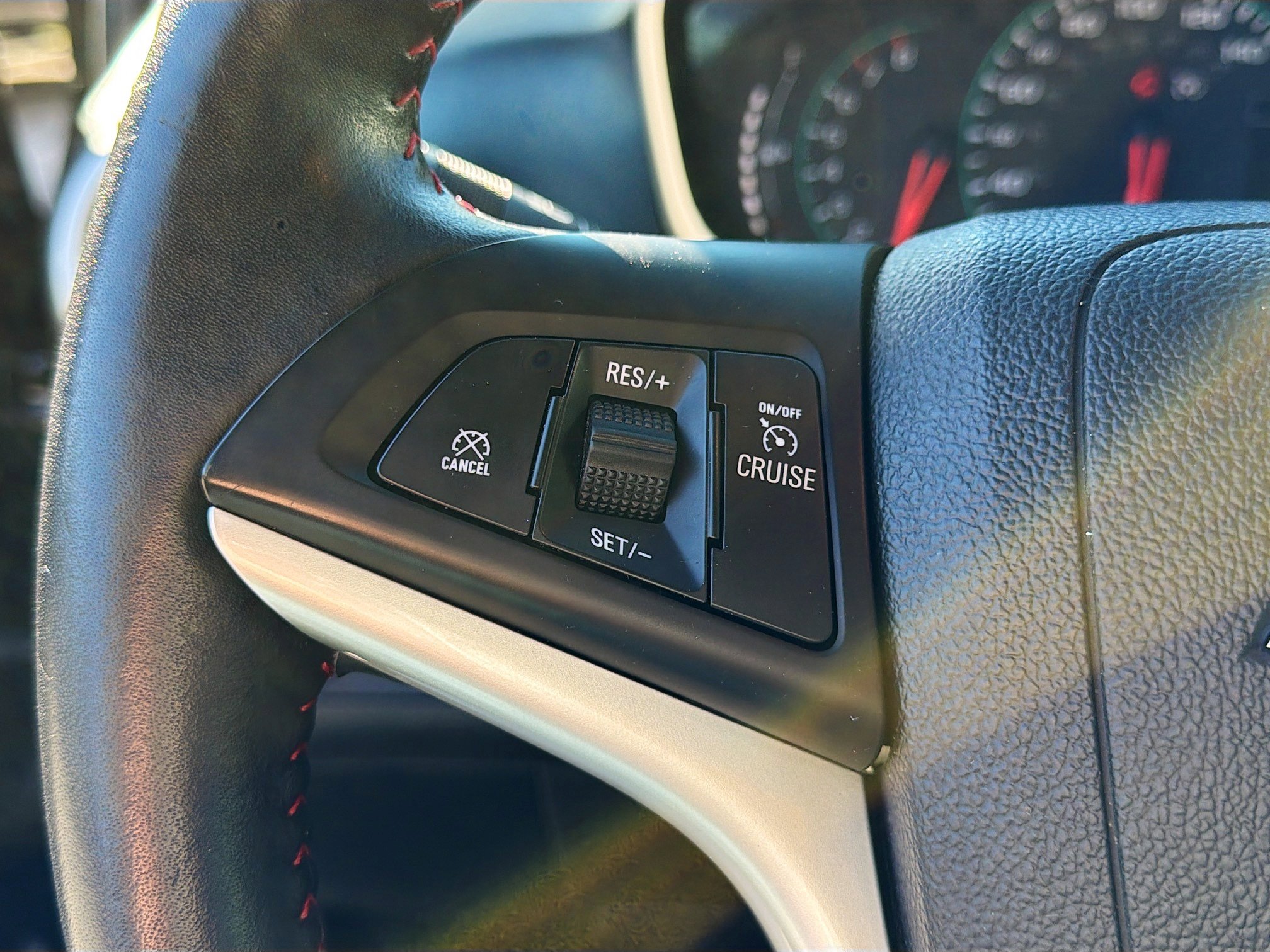 Used 2019 Chevrolet Sonic LT w/ Convenience Package image 32