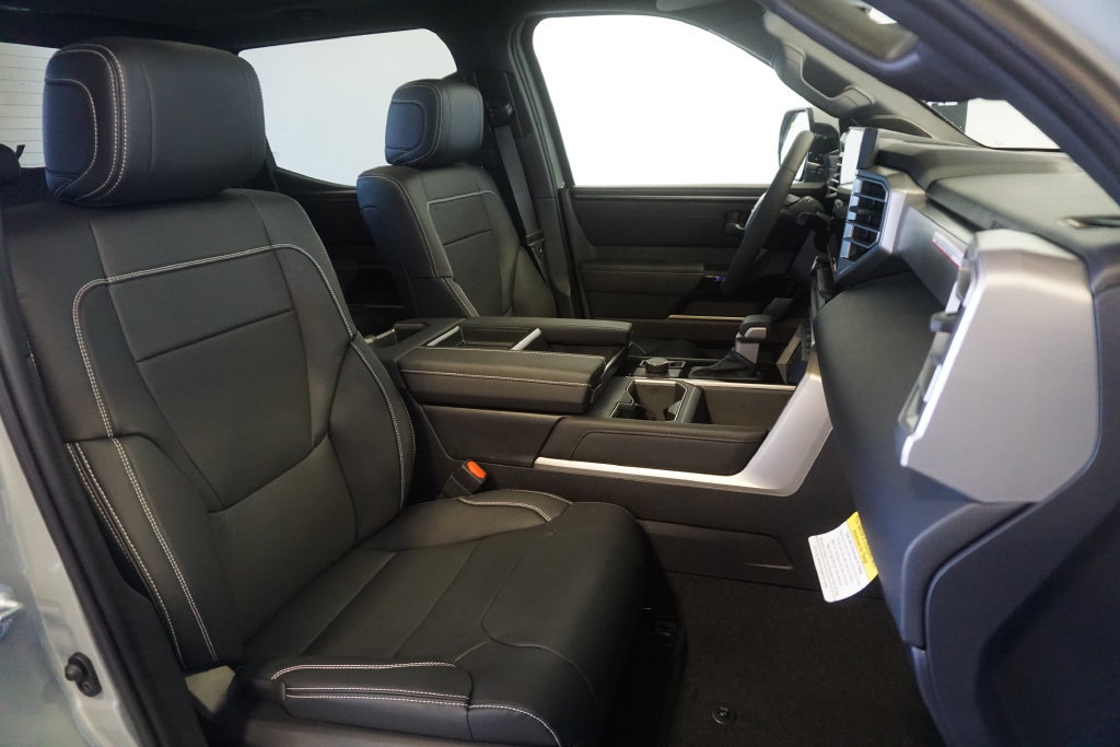 New 2026 Toyota Tundra Limited AWD/4WD image 26